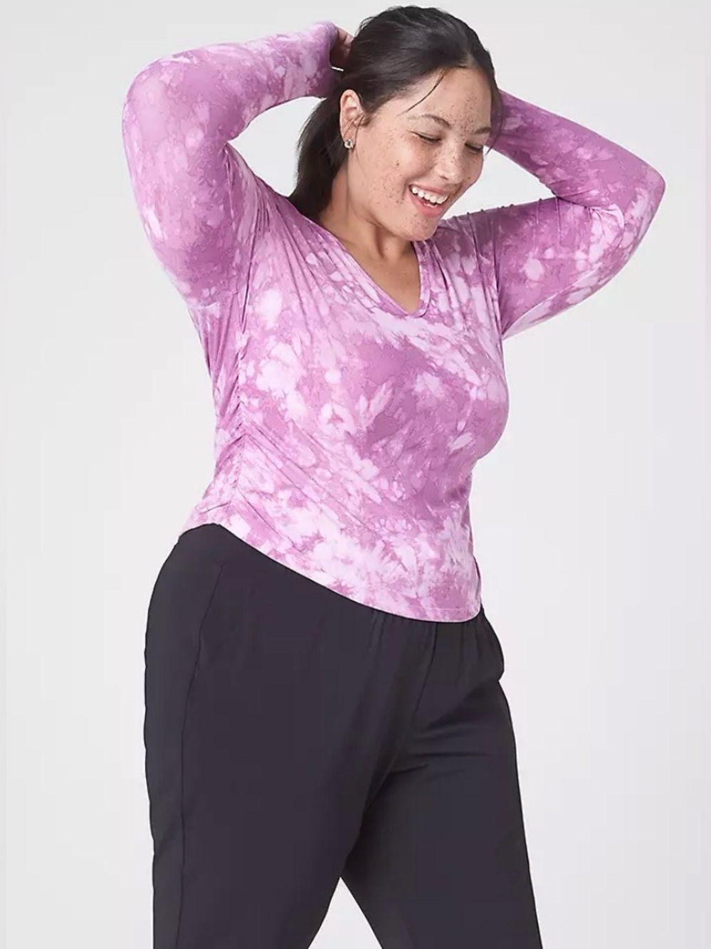 Lane Bryant Livi long sleeve cropped top, size 18/20 ruched, thumb holes